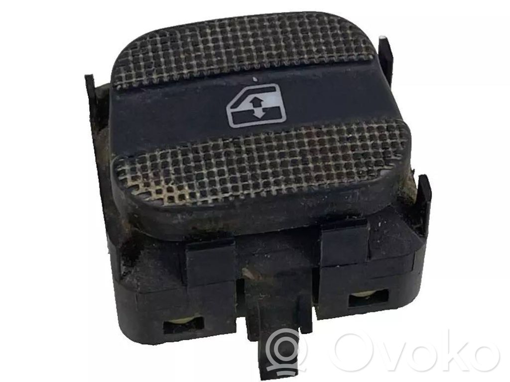 Volkswagen PASSAT B4 Electric window control switch 