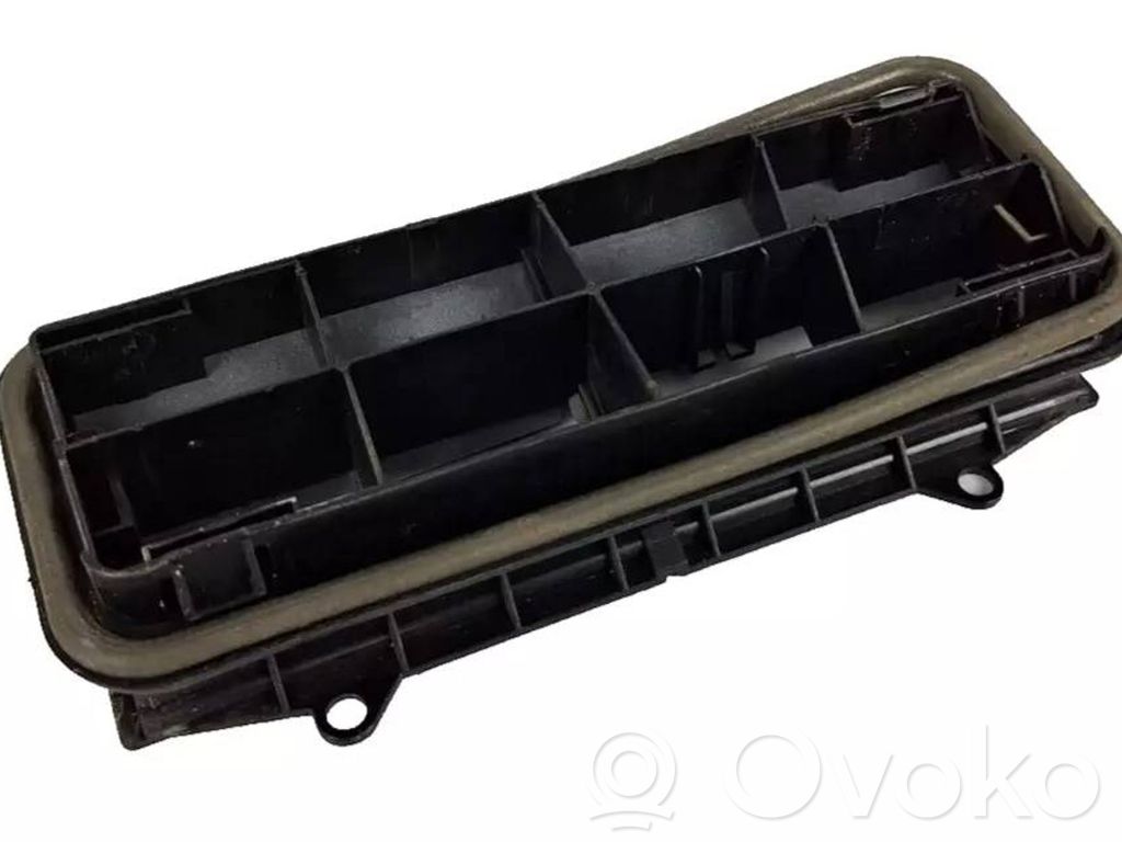 Nissan Juke I F15 Ventilācijas režģis 