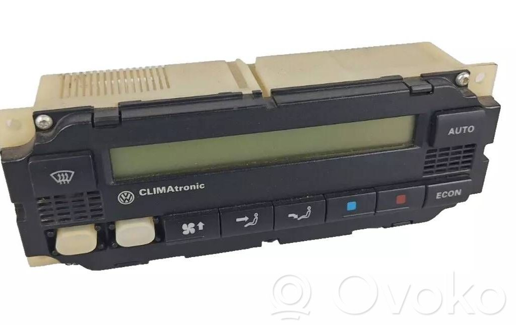 Volkswagen Golf IV Climate control unit 
