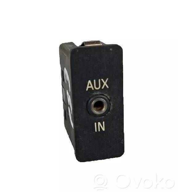 BMW 1 E81 E87 AUX in-socket connector 