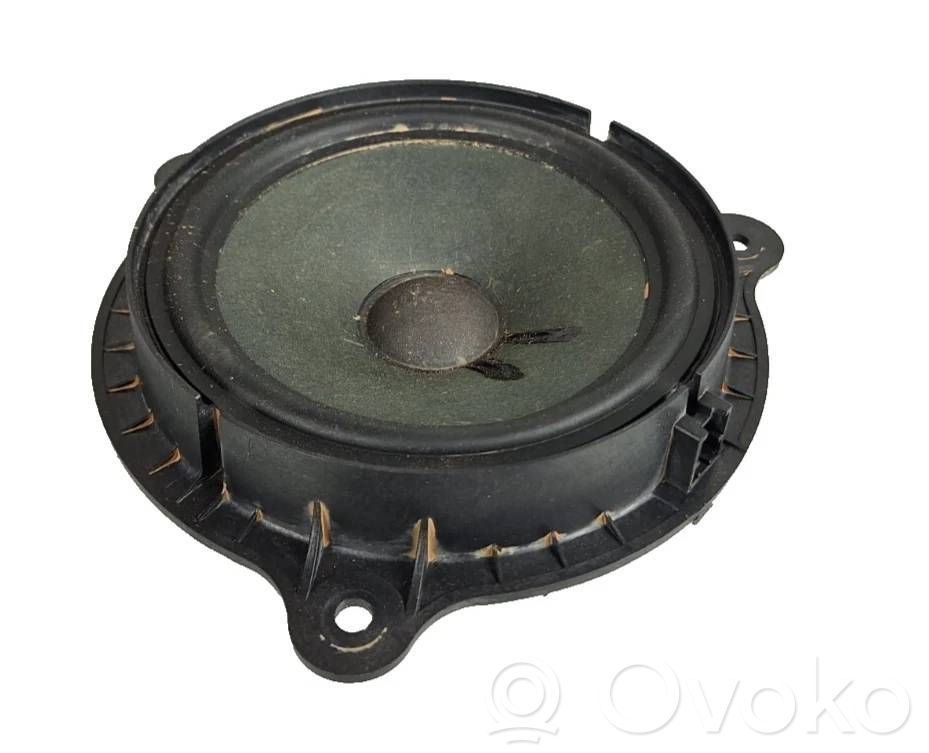 Renault Captur II Front door speaker 