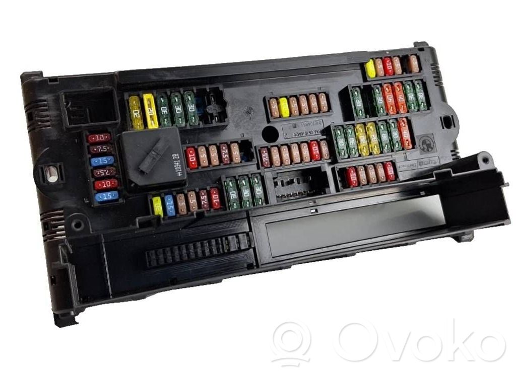 BMW 7 F01 F02 F03 F04 Ramka / Moduł bezpieczników 
