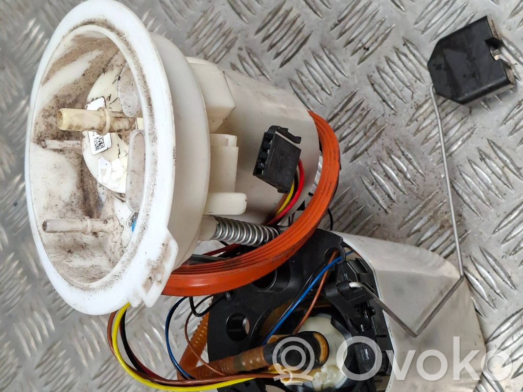 Audi A6 C7 Bomba interna de combustible 