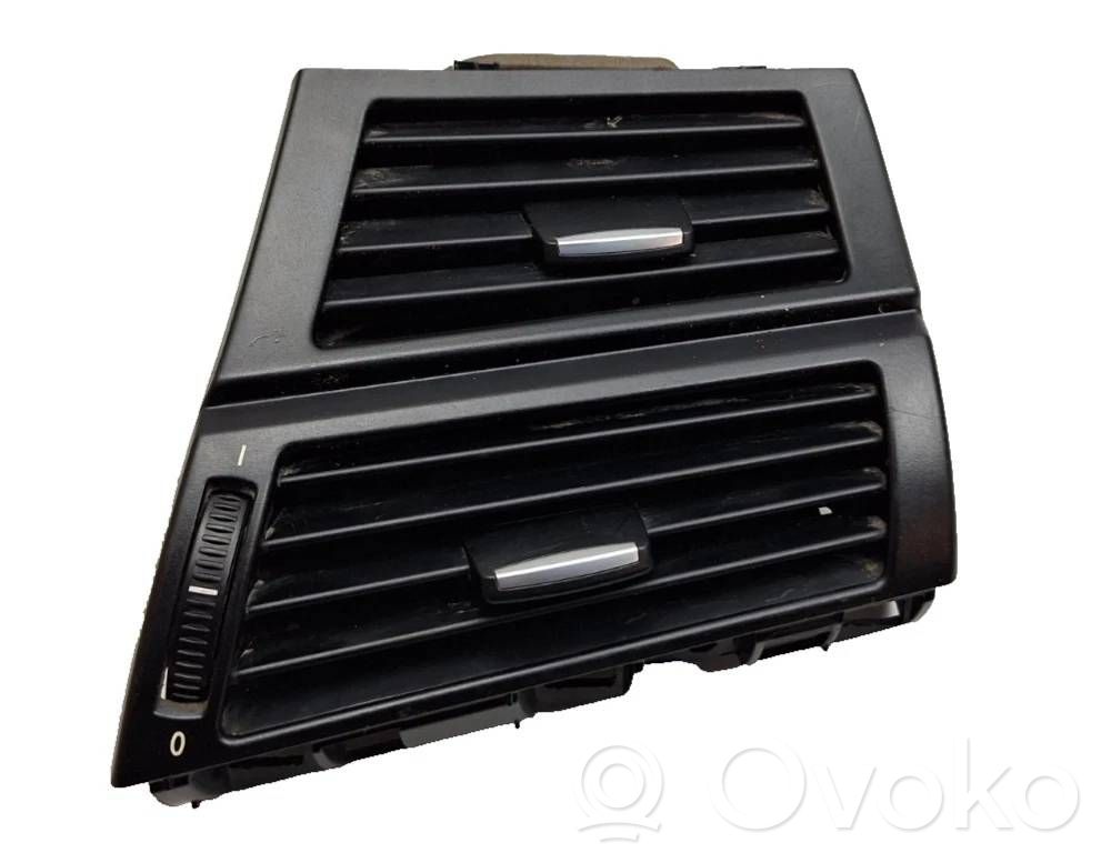 BMW X5 E70 Moldura protectora de la rejilla de ventilación lateral del panel 