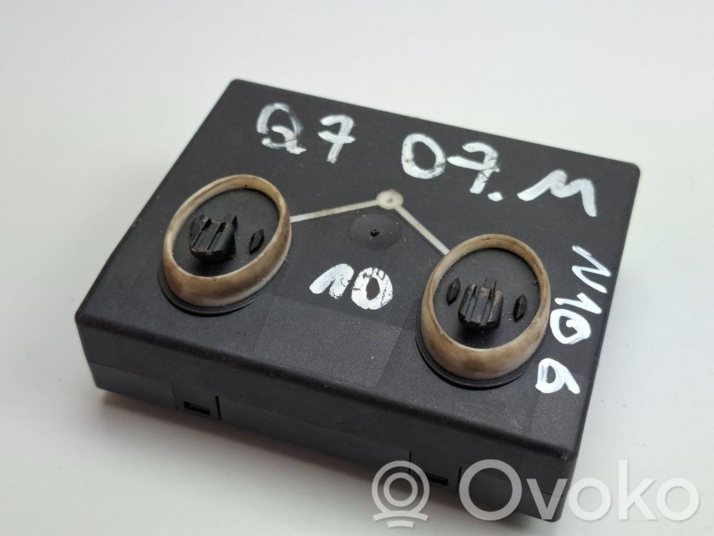 Audi Q7 4L Door control unit/module 