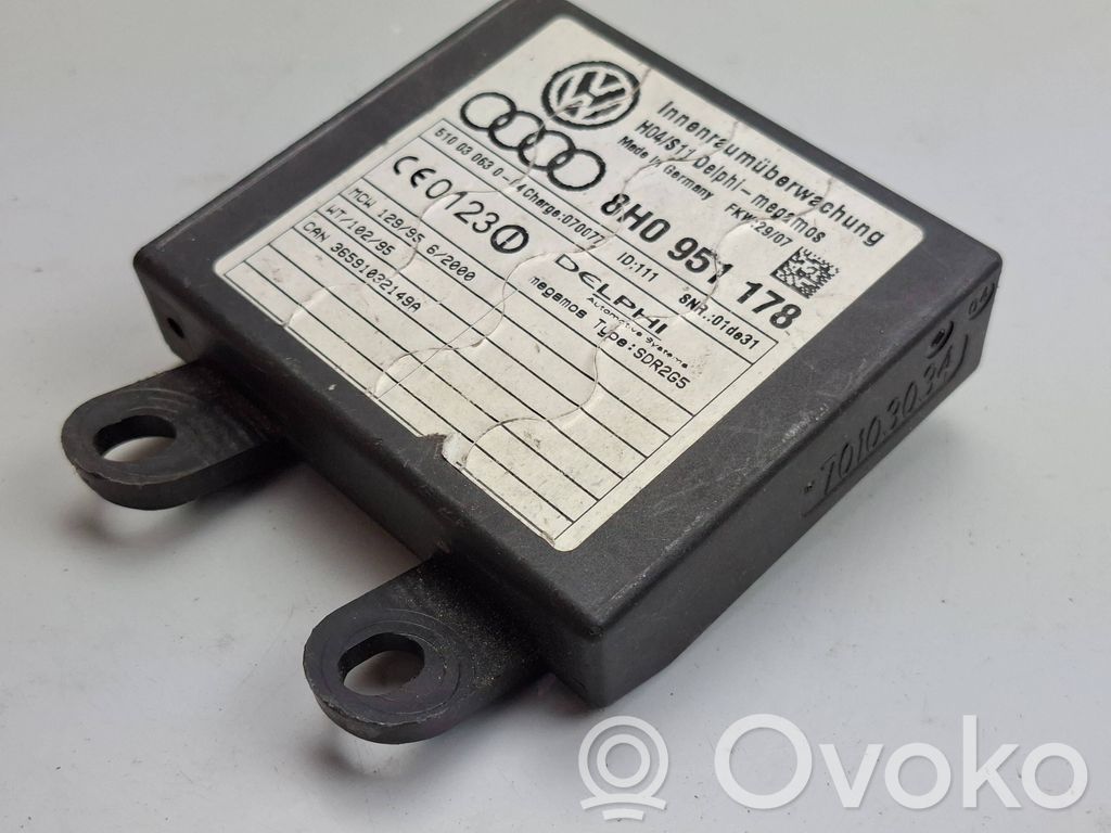 Audi A4 S4 B7 8E 8H Boîtier module alarme 