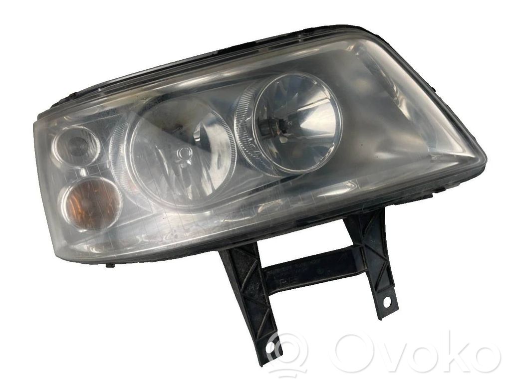 Volkswagen Transporter - Caravelle T5 Lampa przednia 