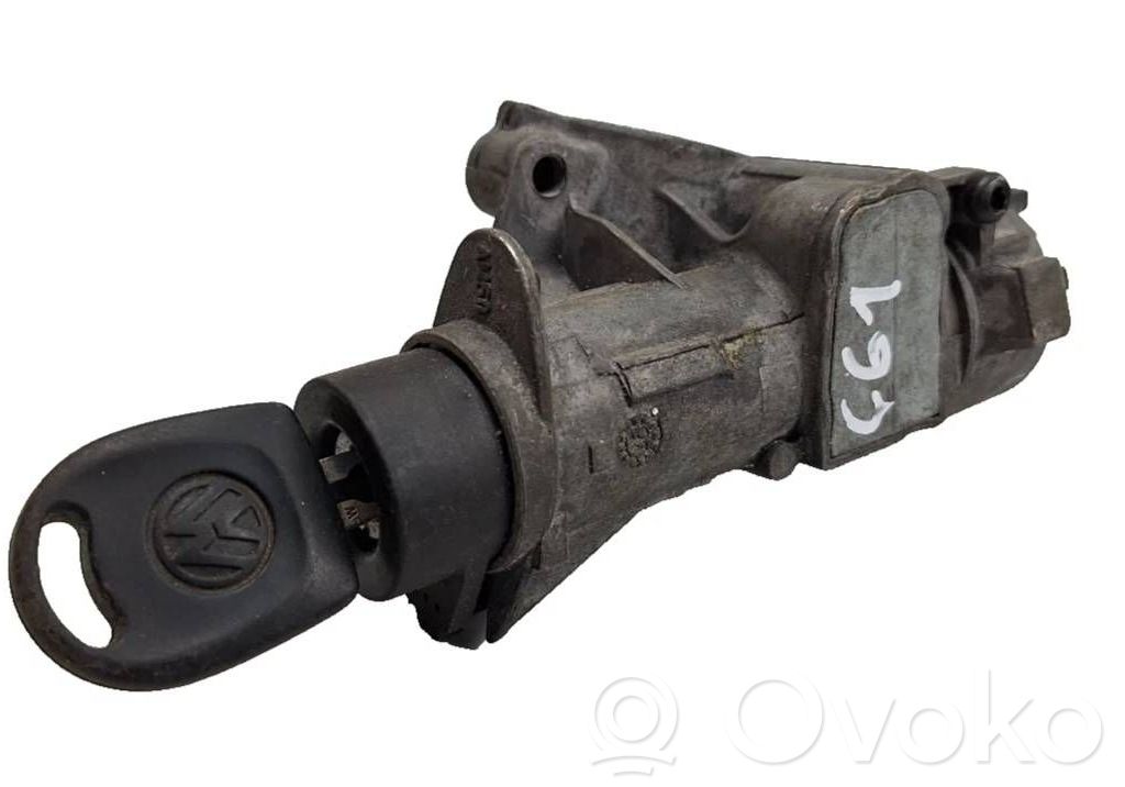 Volkswagen PASSAT B5 Ignition lock 