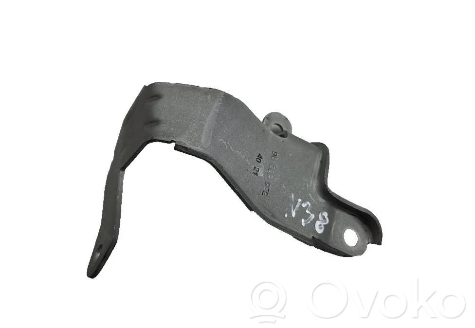 Peugeot 3008 II Other engine bay part 