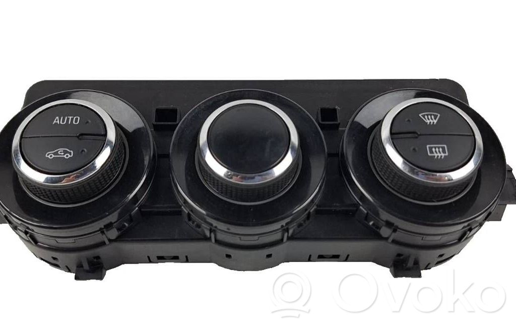 Opel Adam Climate control unit 