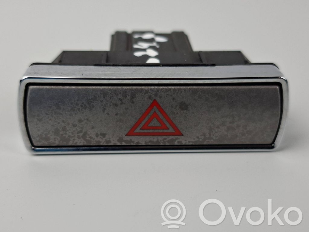 Ford Mondeo Mk III Hazard light switch 
