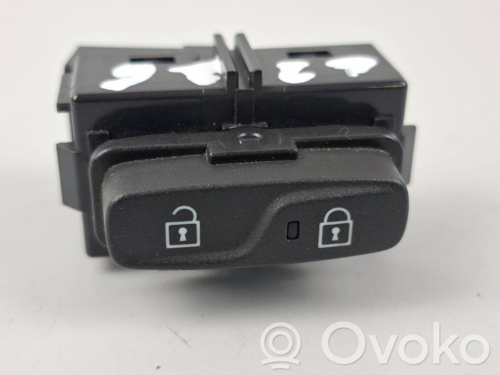 Central locking switch button   31376498,14W083