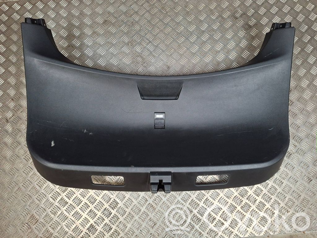 Tesla Model S Tailgate trim 