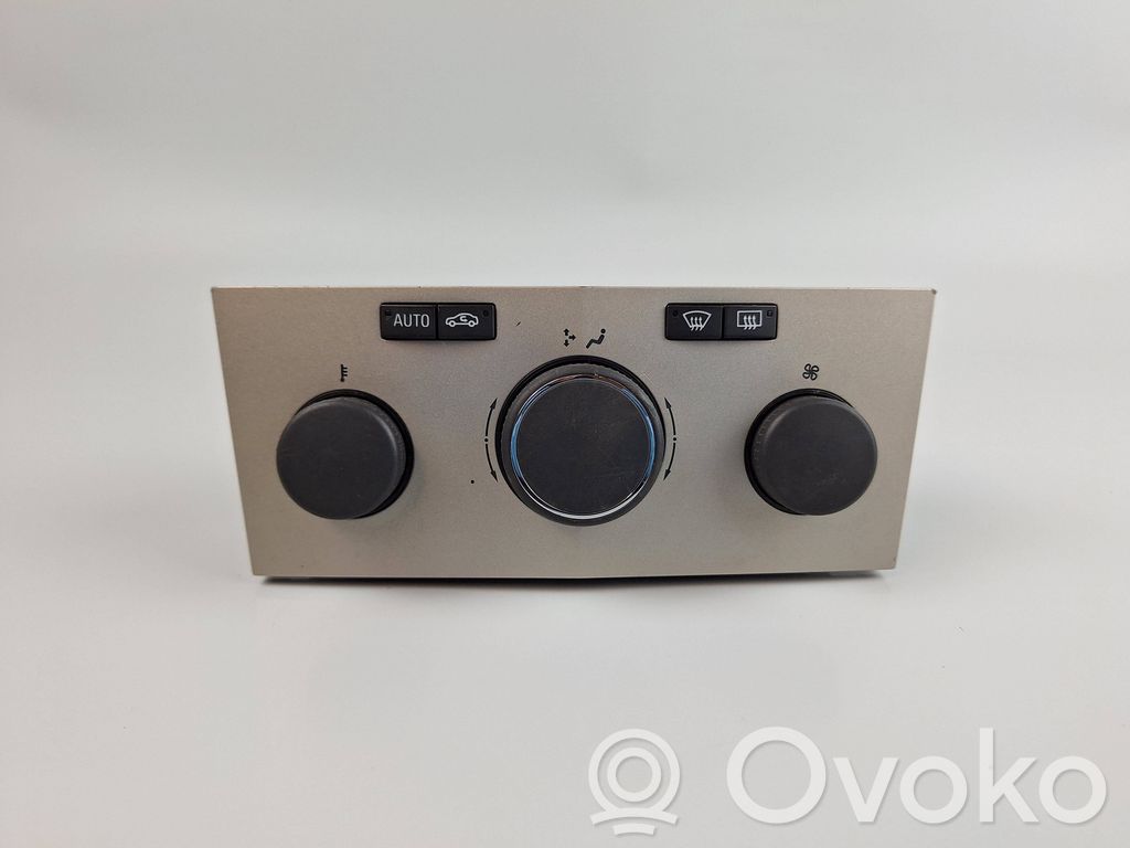 Opel Astra H Panel klimatyzacji 