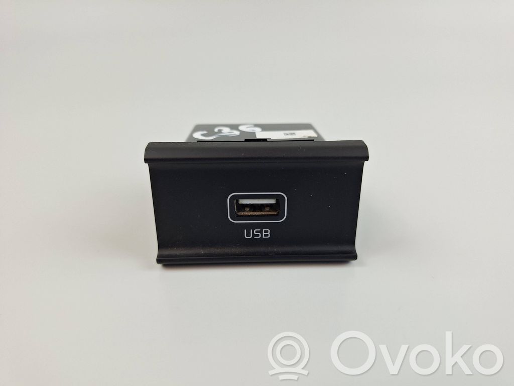 KIA Sportage Enchufe conector USB 