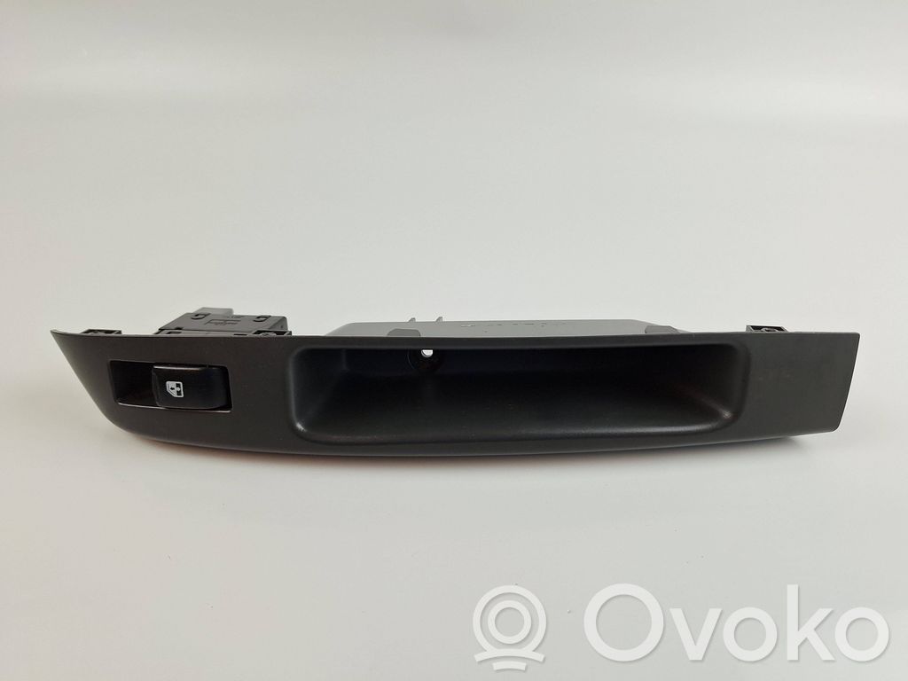 Chevrolet Spark Interruptor del elevalunas eléctrico 