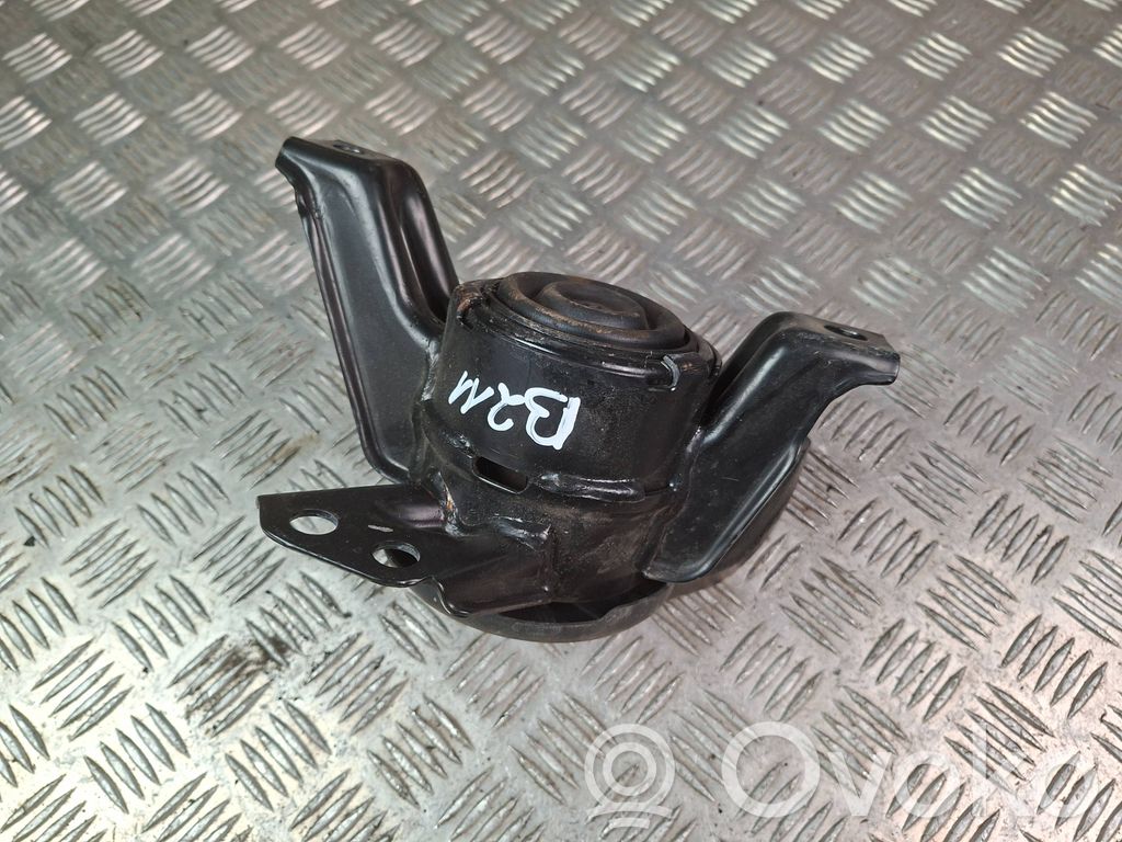 KIA Sportage Engine mount bracket 