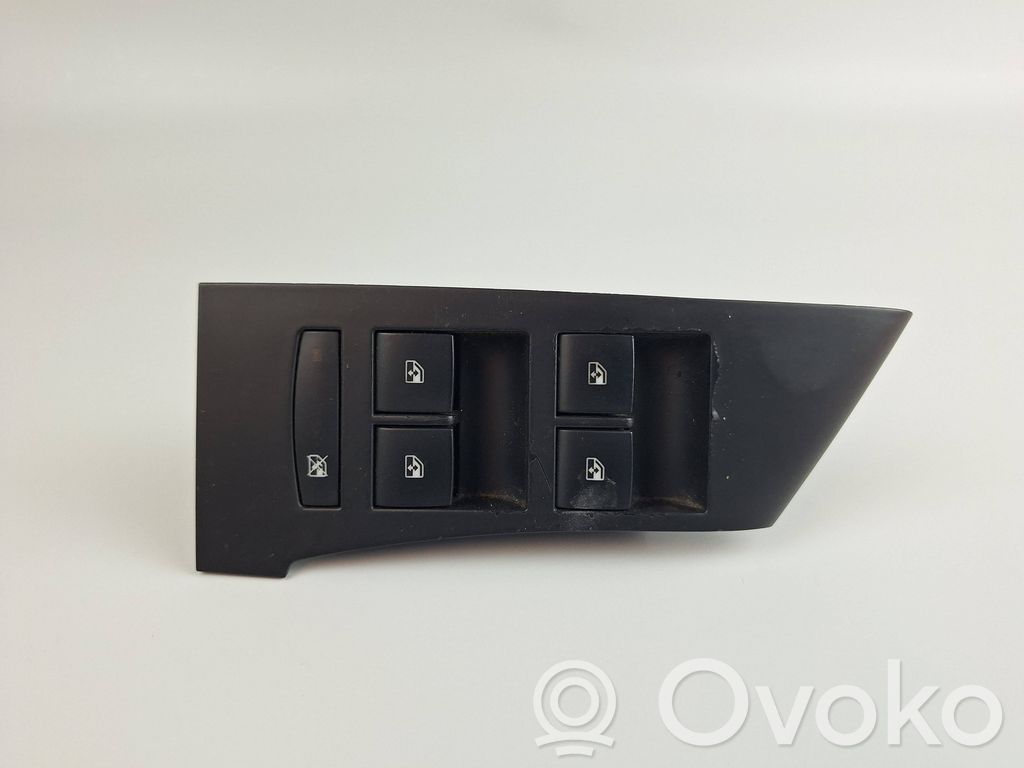 Opel Meriva B Interruptor del elevalunas eléctrico 