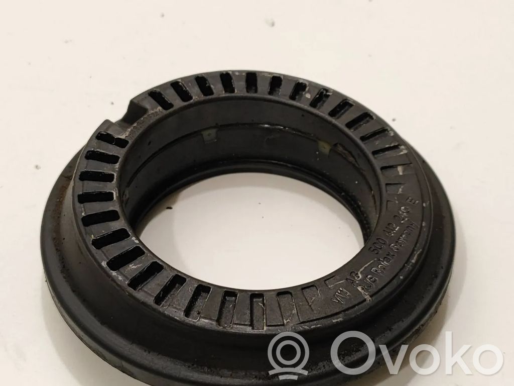 Volkswagen PASSAT B8 Front upper strut mount 