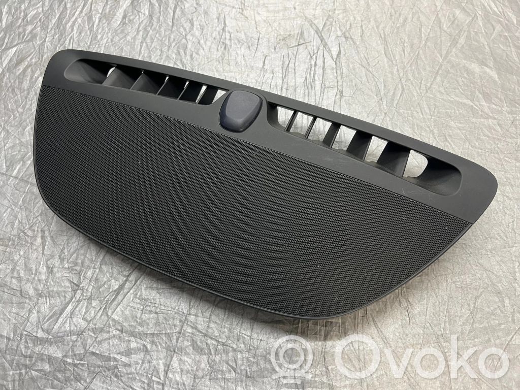 Volvo S60 Garsiakalbis panelėje 