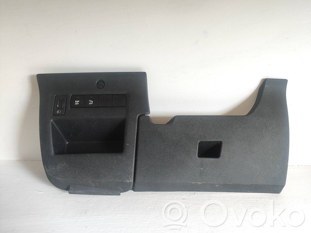 Peugeot 307 Dashboard lower bottom trim panel 