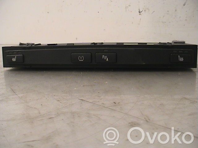 BMW 5 E60 E61 Seat heating switch 