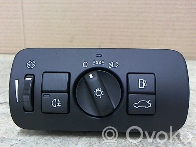 Light switch   31443846,30739412