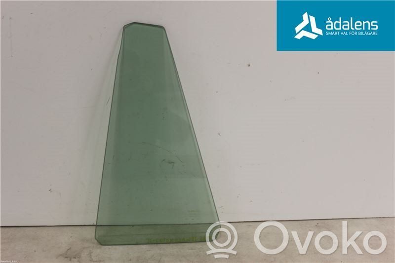 Subaru Legacy Ventanilla de ventilación de la puerta trasera 