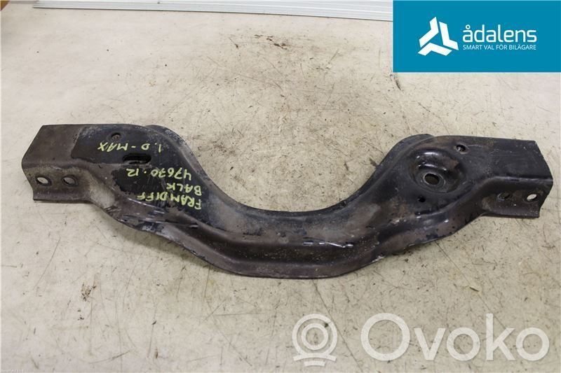 Gearbox mounting bracket