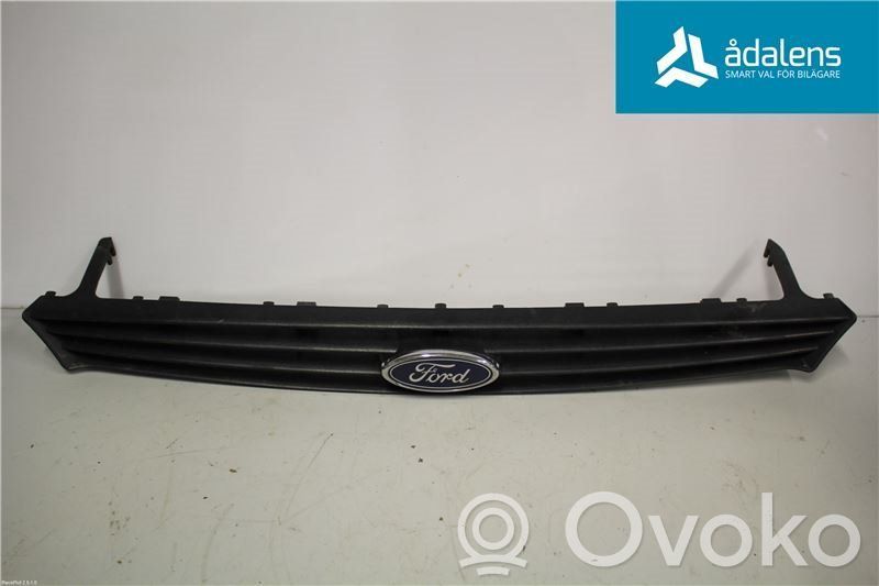 Ford Focus Front bumper lower grill 