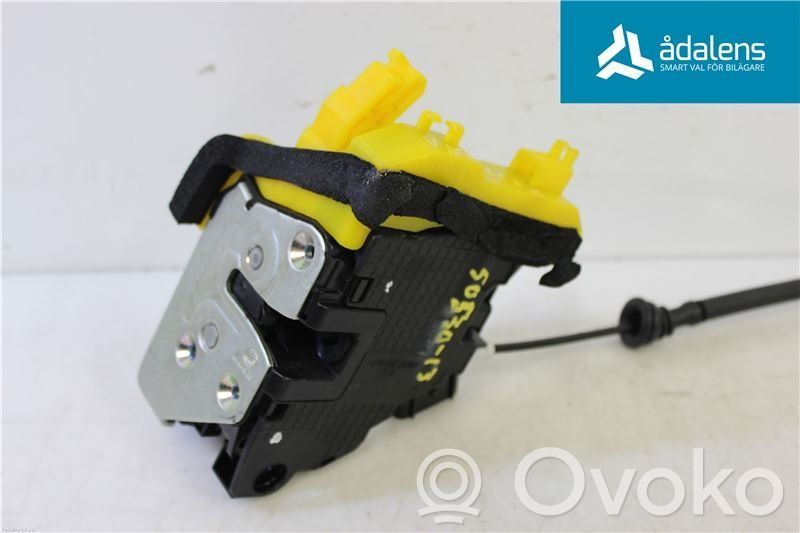 Centrālās atslēgas motoriņš   81310A2100