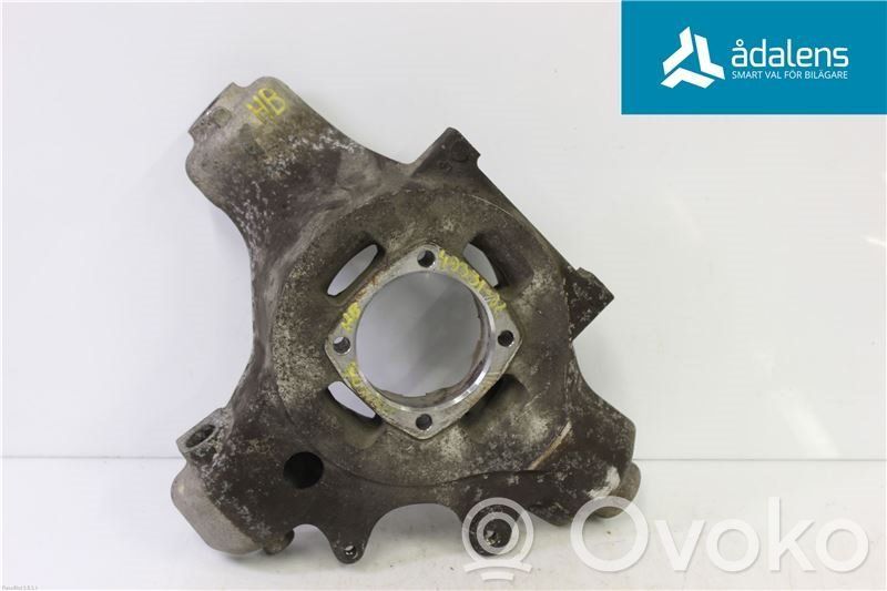 Front wheel hub   179330