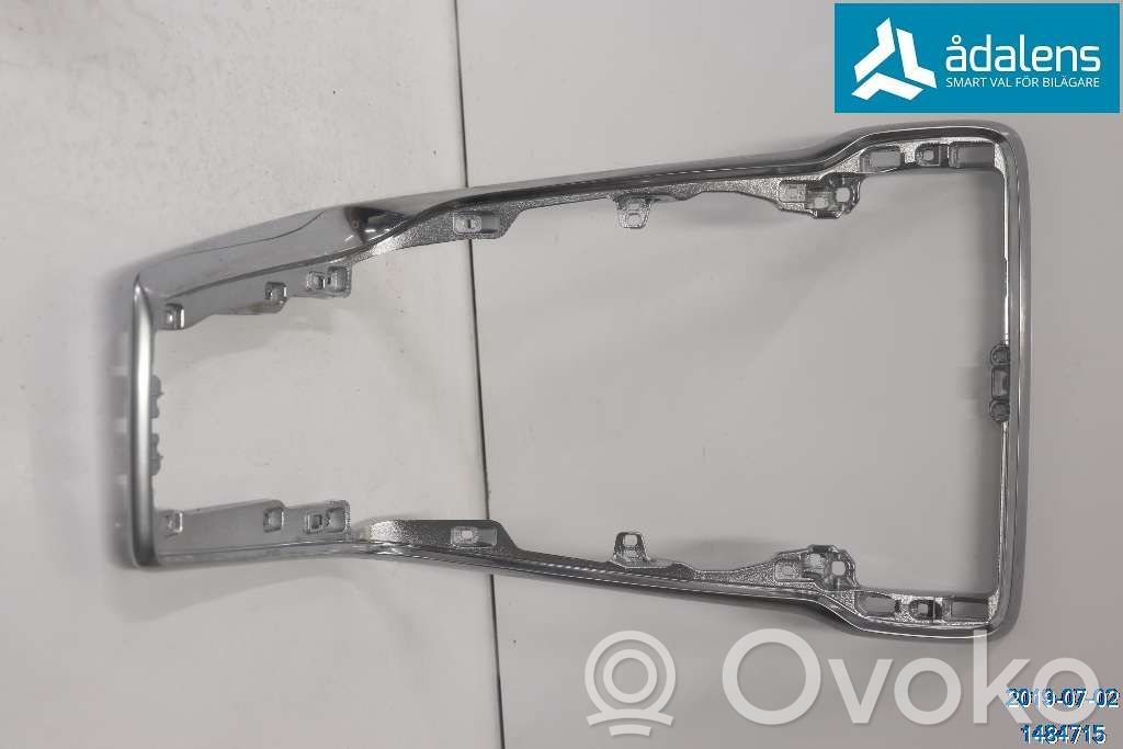Volvo V40 Dashboard trim 