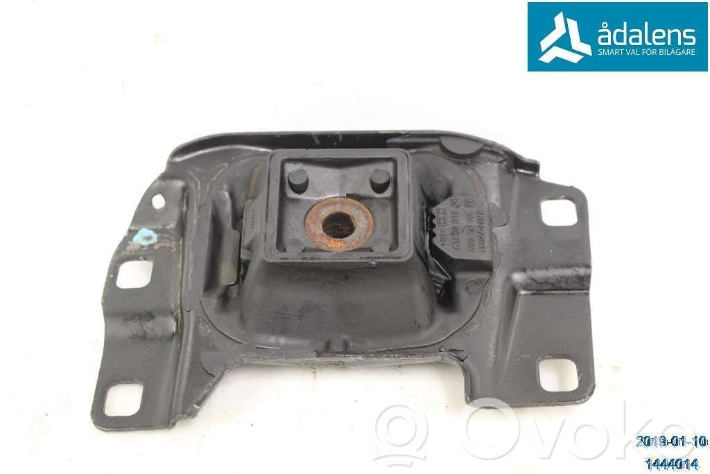 Engine mounting bracket   31359779,3M517M121AE