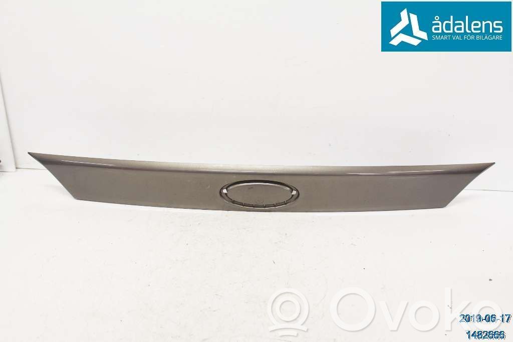 Ford Focus Tailgate/trunk/boot exterior handle 