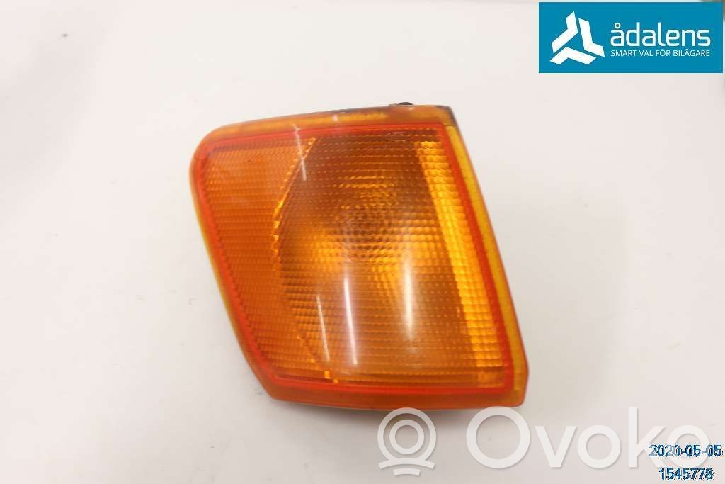 Front indicator light   1062433,97FX13368AA