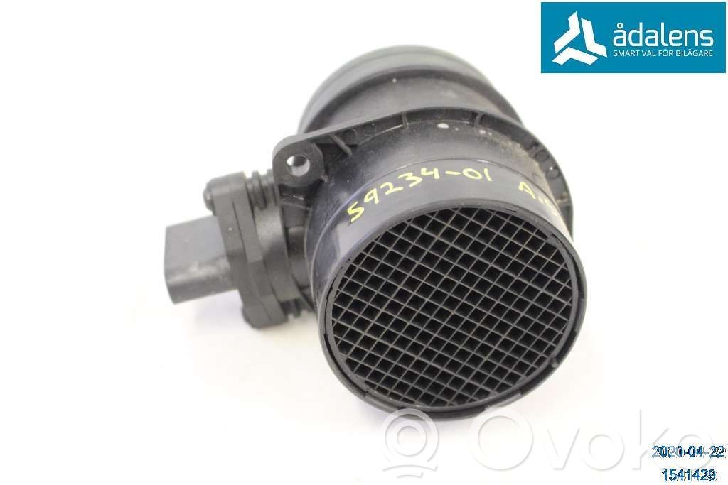 Audi A3 S3 8L Ilmamassan virtausanturi 