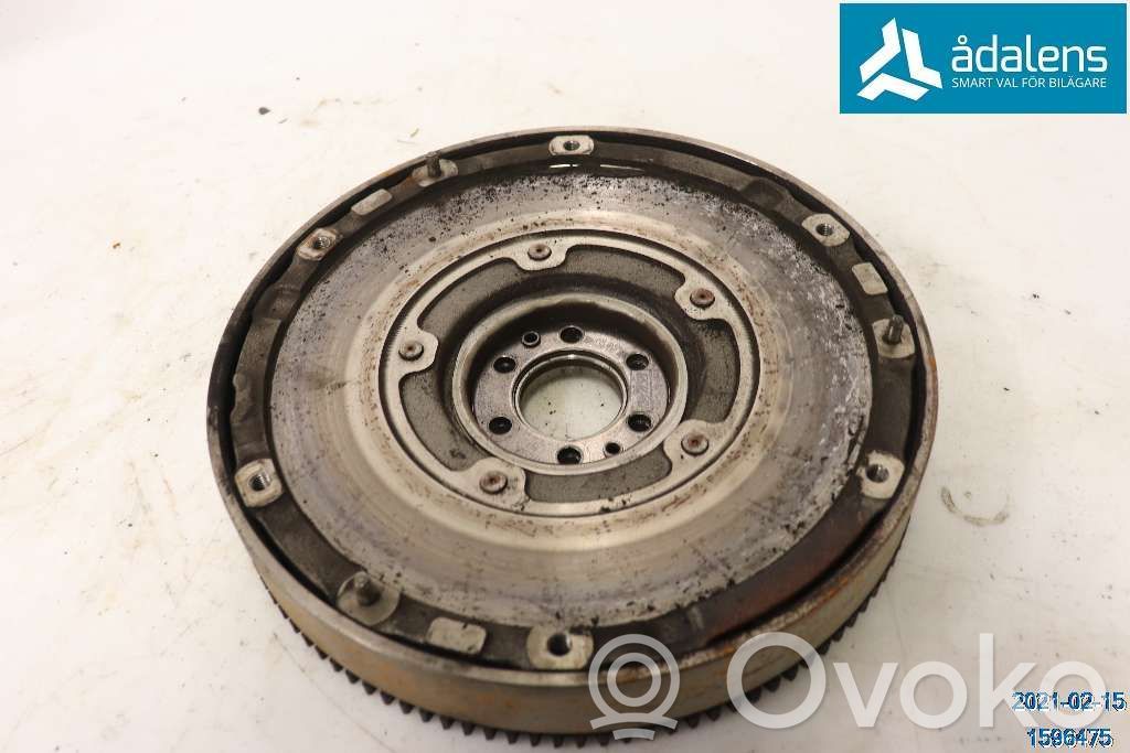 Volvo V50 Vauhtipyörä 