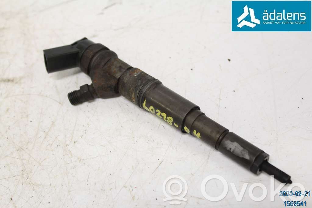 Injecteur de carburant   13537793836,0445110215,7793836