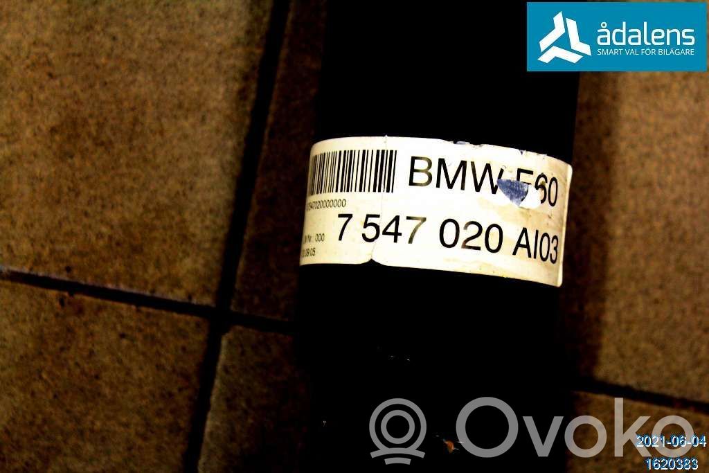 BMW 5 E60 E61 Kardanas komplekte 
