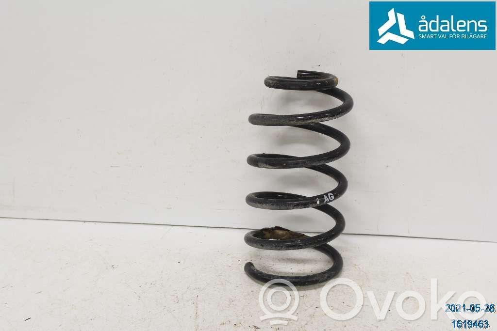 Opel Corsa D Sprężyna tylna 