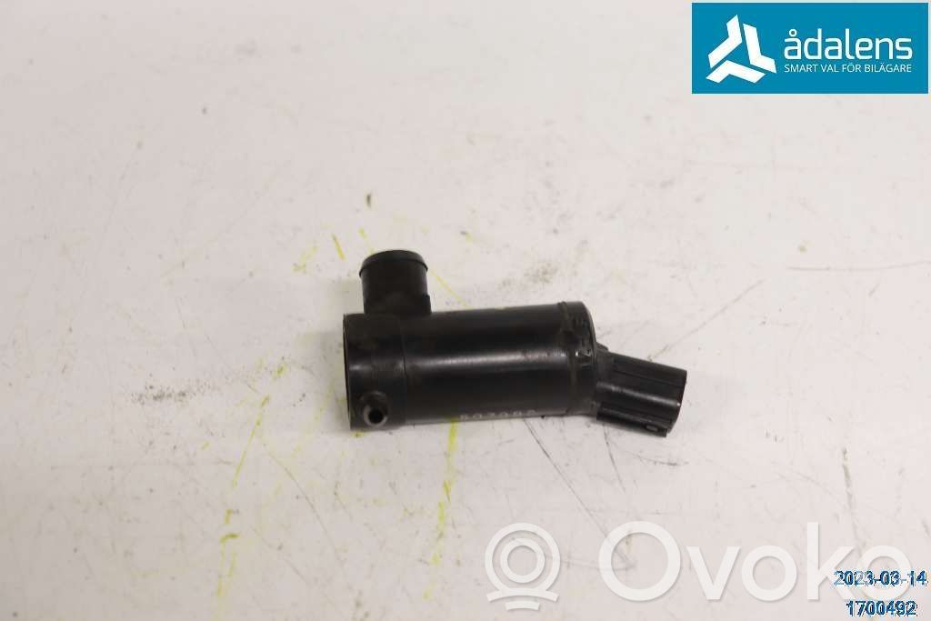 Subaru Legacy Windscreen/windshield washer pump 