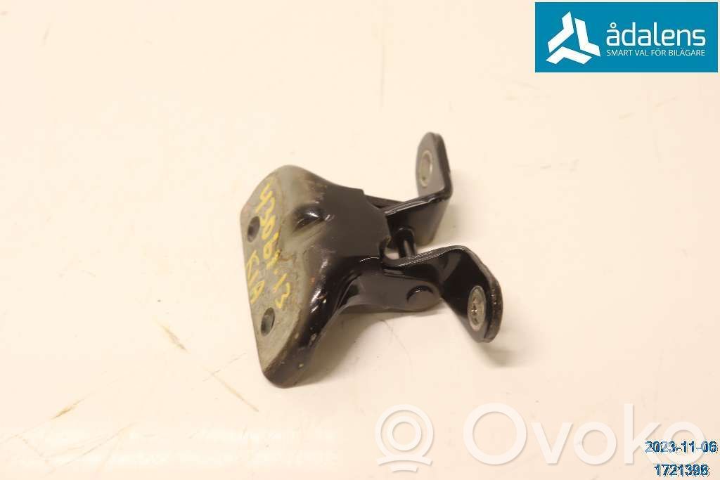 KIA Sportage Front door upper hinge 