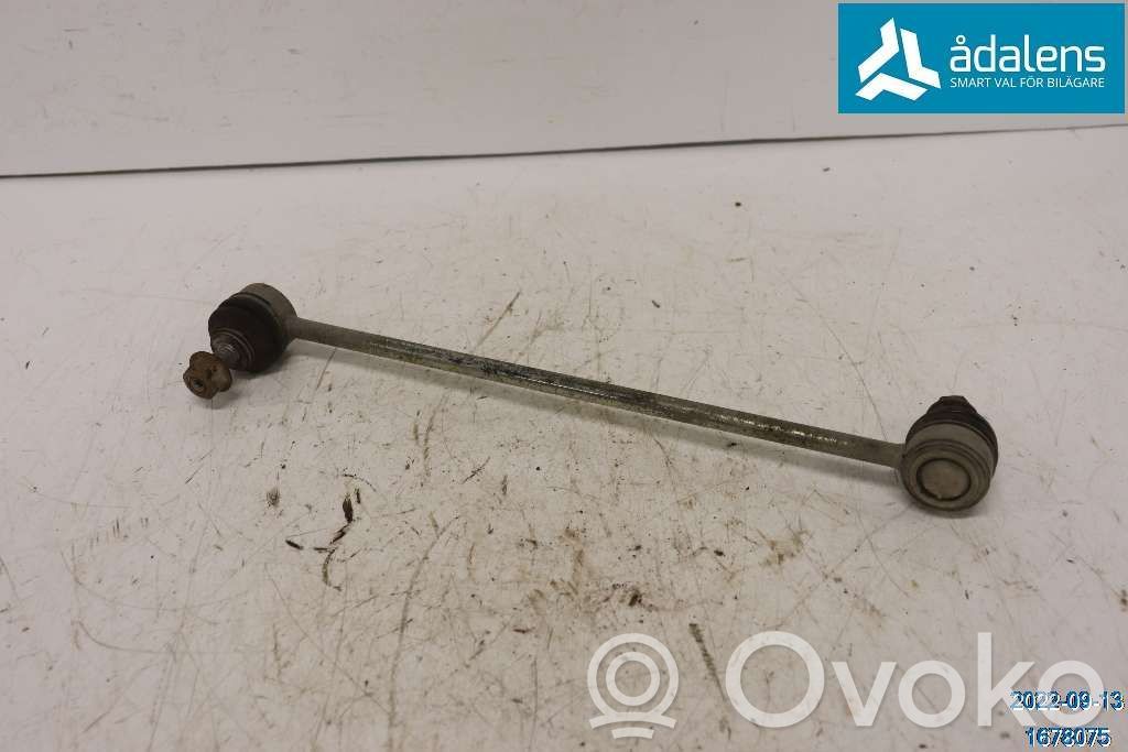Volvo S70  V70  V70 XC Mocowanie stabilizatora osi przedniej 