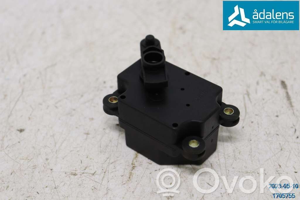 Volvo V70 Actuator/motor clapetă debit aer A/C 