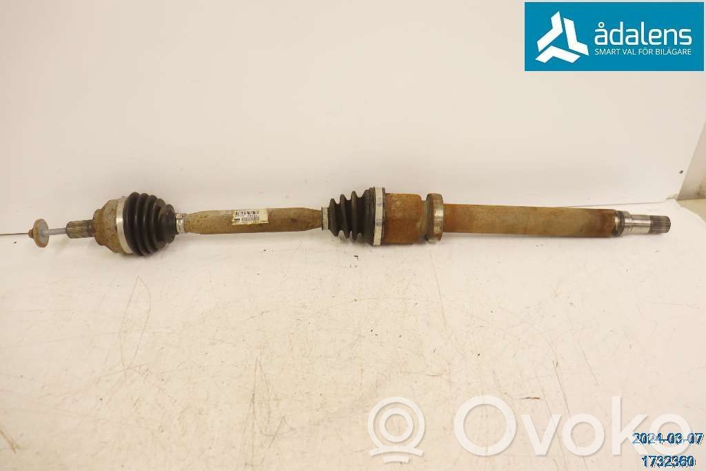 Volvo C30 Półoś przednia 