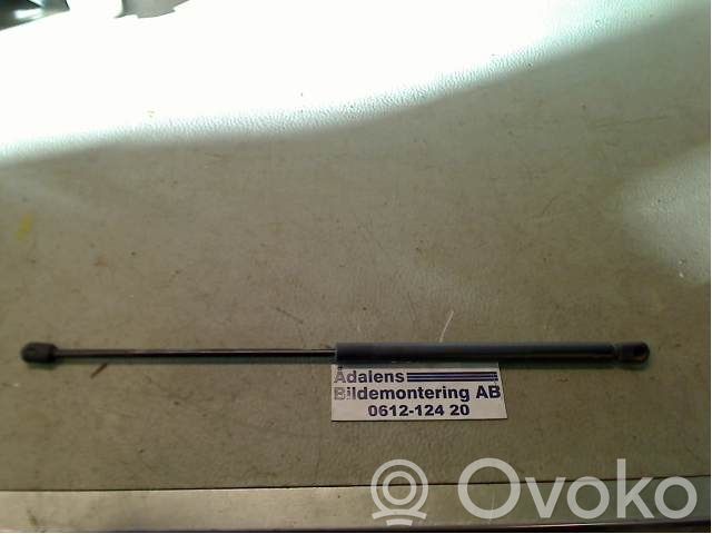 Ford Mondeo Mk III Tailgate strut 