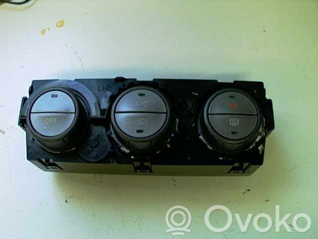 Subaru Forester SG Panel klimatyzacji 