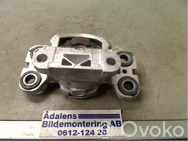 Engine mount bracket   31316876,8G9N7M121BA