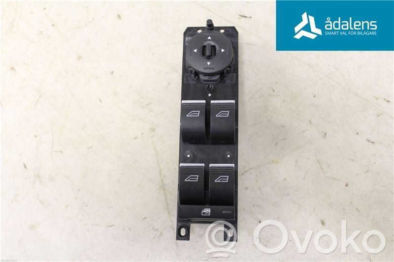 Ford Focus Electric window control switch 